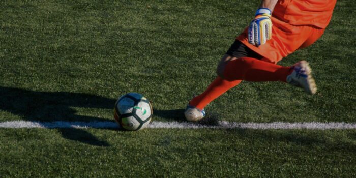 Torwart macht Abstoss